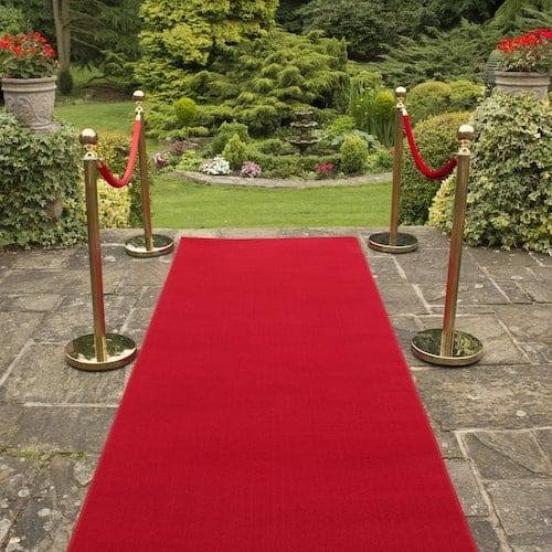 Red Event Runner Carpet – 4 ft × 12 ft - Image 2